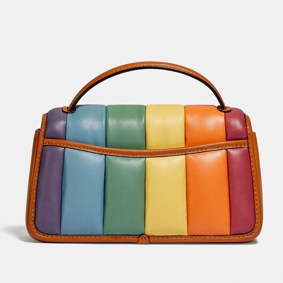 NWT Coach Turnlock Clutch 20 with Rainbow Quilting C4700    Leather Crossbody - Picture 3 of 16